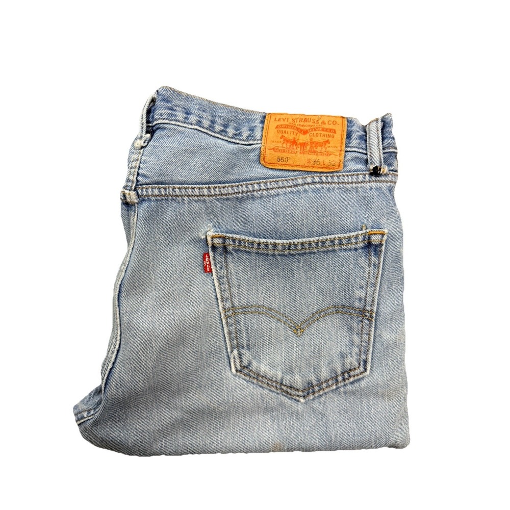 Levis 550 Relaxed Fit Mens W36 L32 Light Wash Faded Denim Straight Leg Jeans